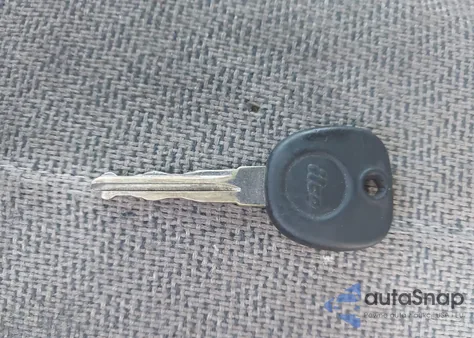 2011 Chevrolet Express 2500 Work Van from USA, damaged, VIN 1GCWGFCA7B1126804